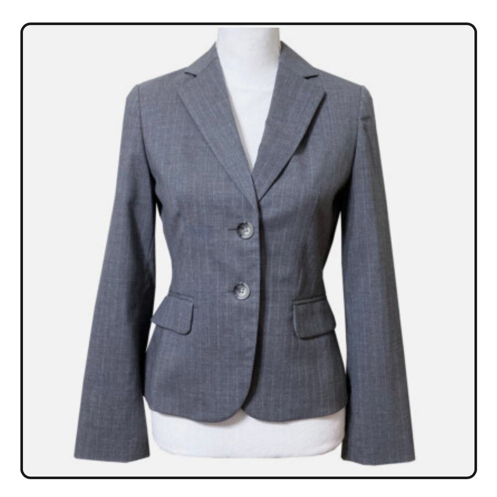 Banana Republic | NWT Women's Size 4 Grey Pinstripe Blazer Wool Blend
